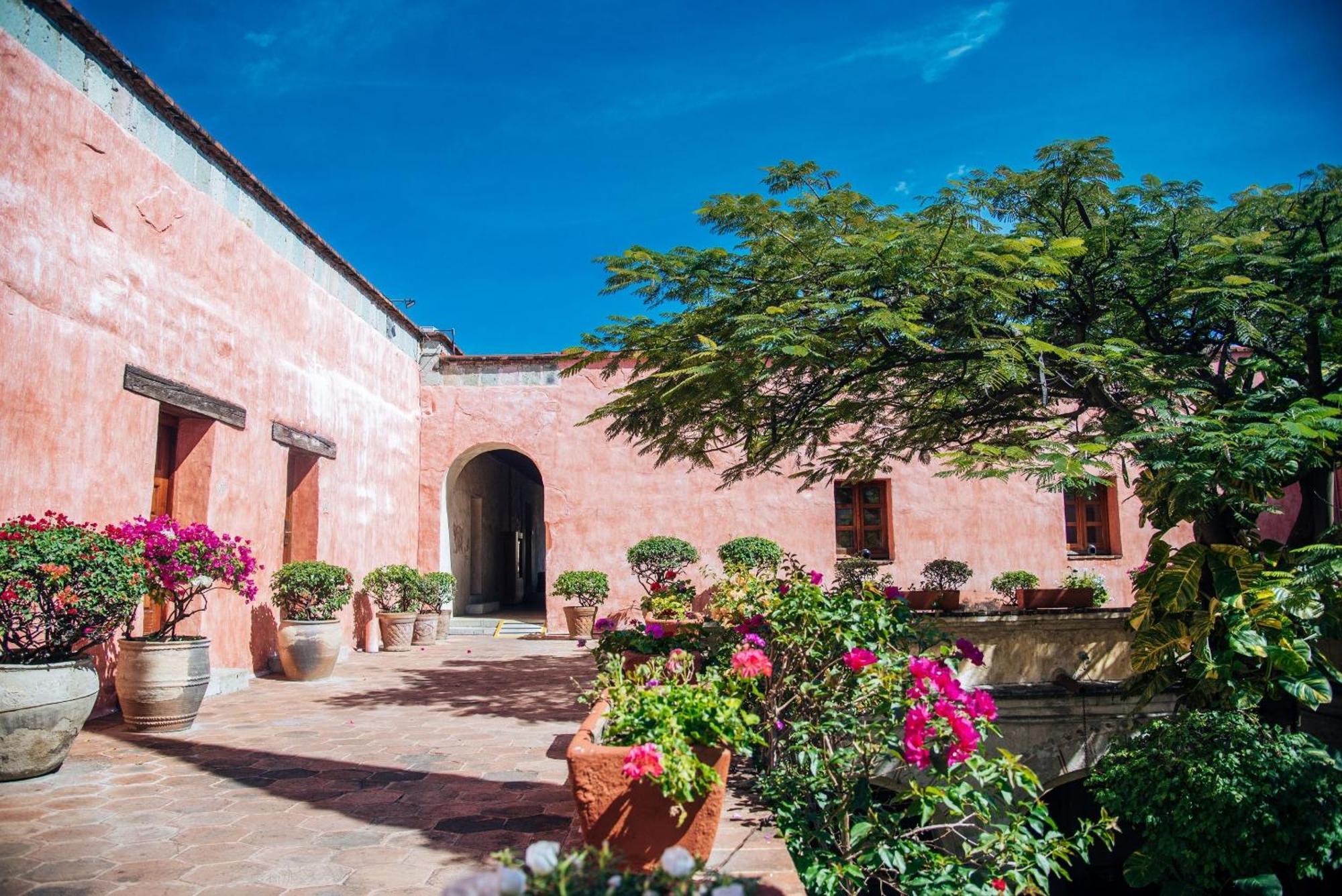 Quinta Real Hotel 5*
